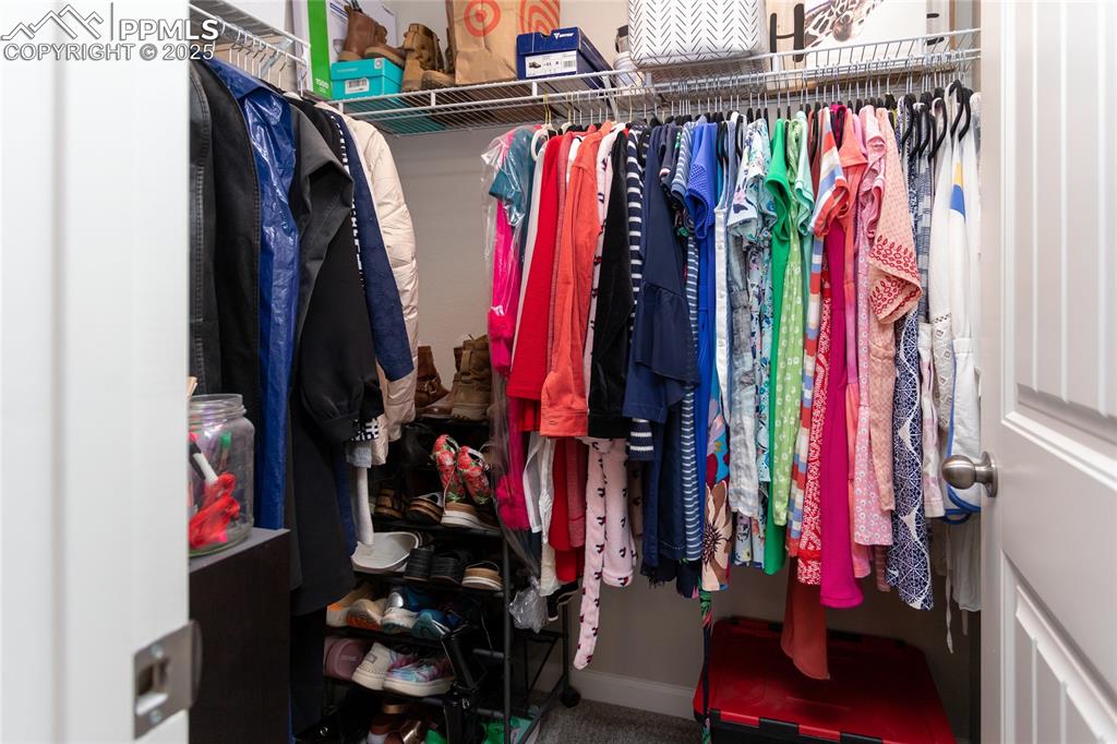 Image 37 of 47: Closet