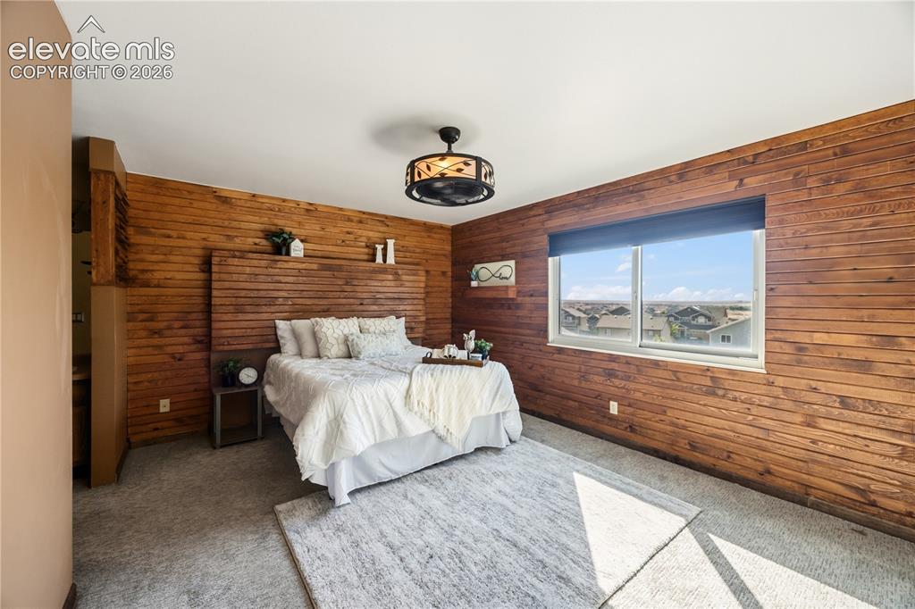 Image 13 of 46: Bedroom