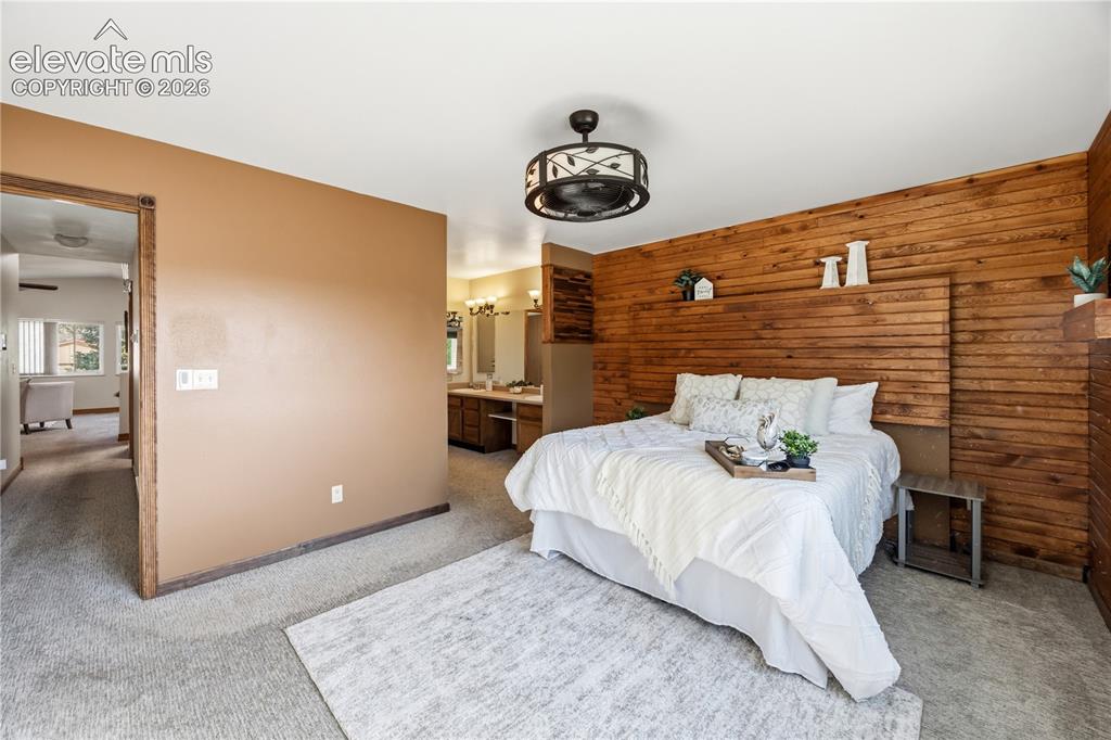 Image 14 of 46: Bedroom