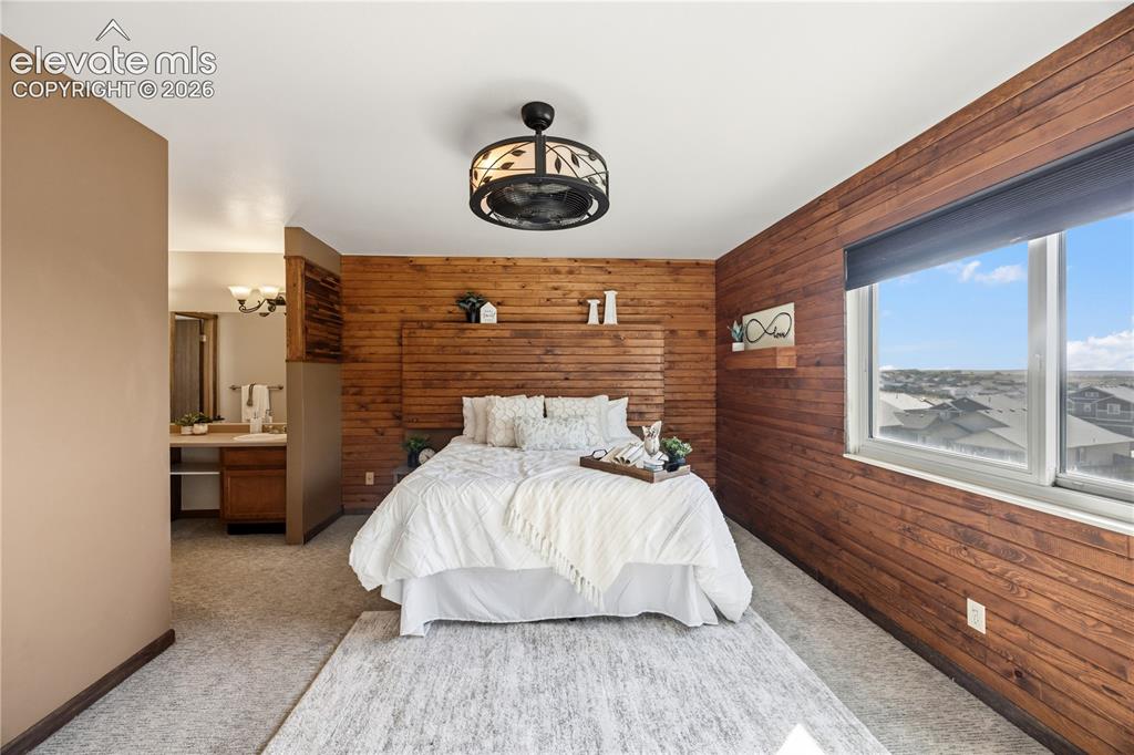 Image 15 of 46: Bedroom