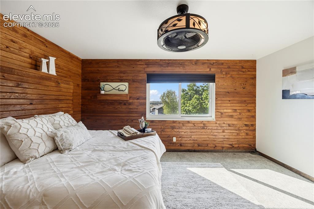 Image 16 of 46: Bedroom