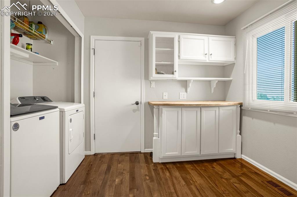 Image 14 of 37: Entry from garage, pantry & laundry