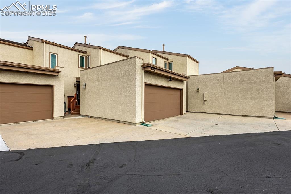 Image 6 of 37: Front of Structure