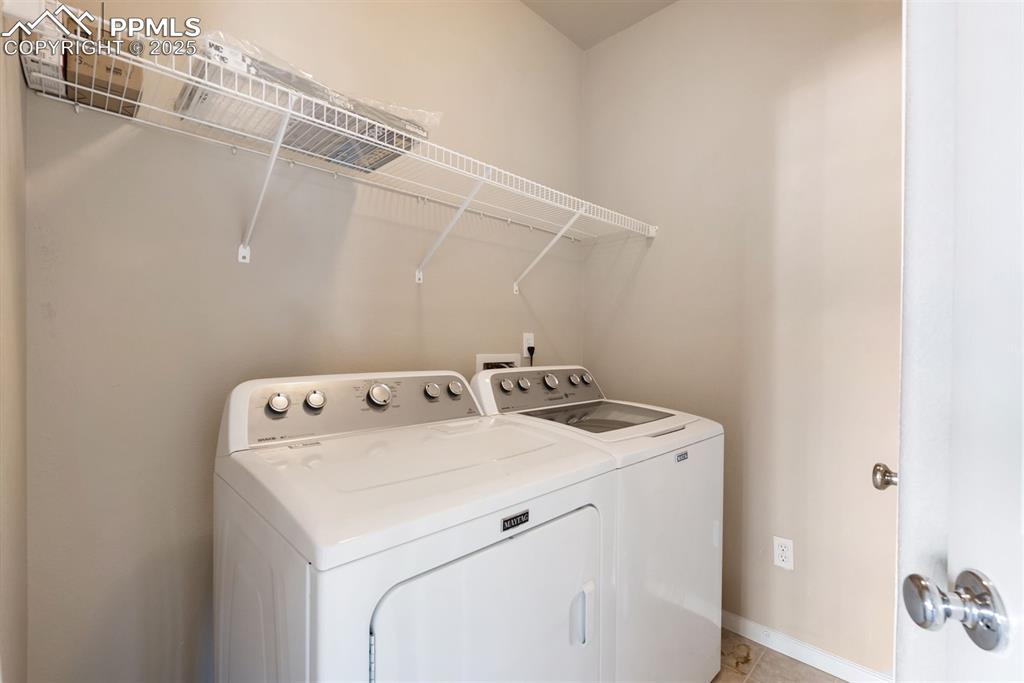 Image 18 of 48: Laundry