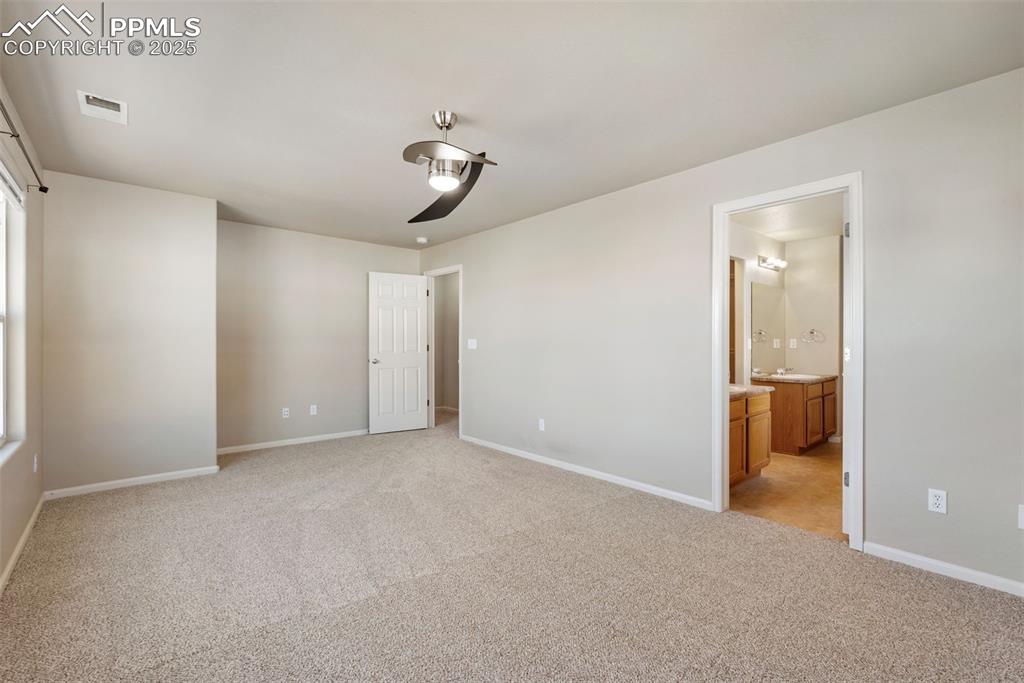 Image 23 of 48: Master Bedroom