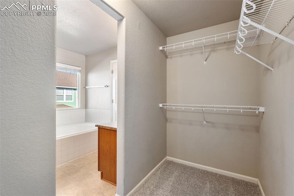 Image 29 of 48: Closet