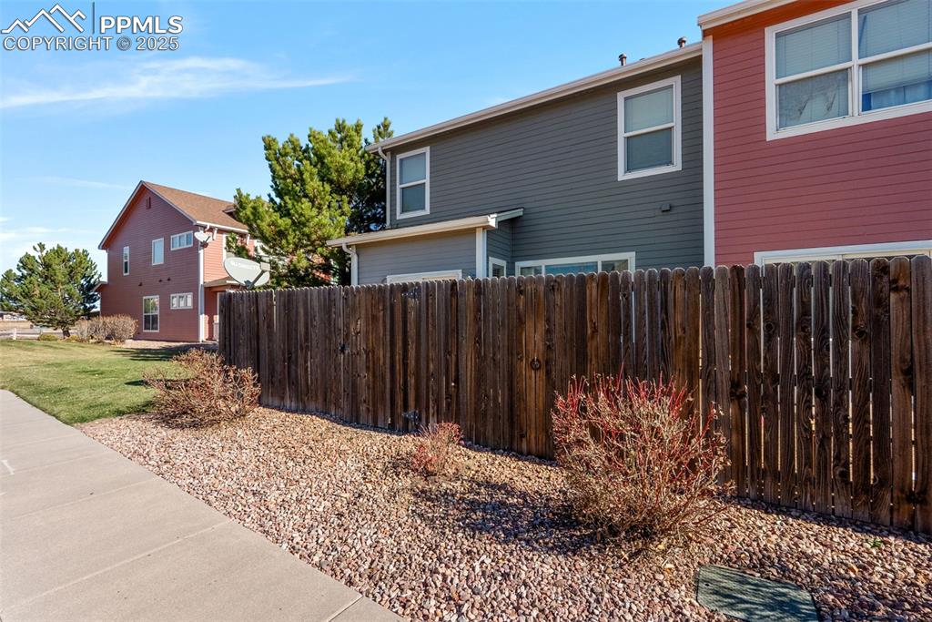 Image 39 of 48: Back of Structure