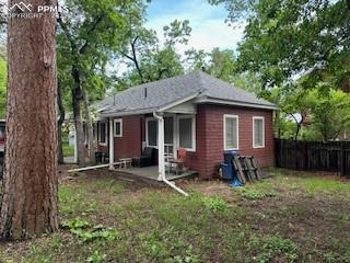 Image 6 of 12: Back of Structure