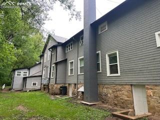 Image 7 of 12: Back of Structure