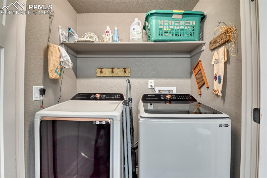 Image 40 of 46: Laundry