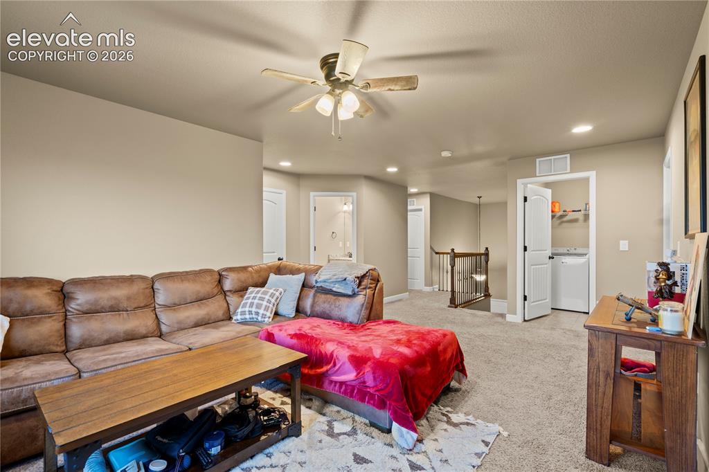 Image 18 of 41: Living Room
