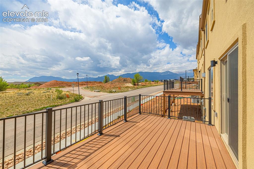 Image 13 of 34: Deck