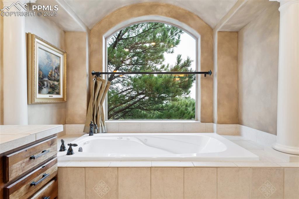 Image 23 of 49: Relax in your private whirpool soaking tub after a long day