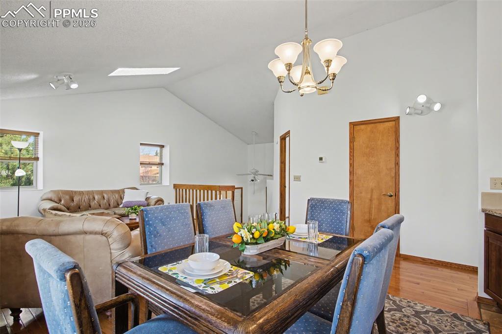 Image 13 of 41: Dining Area