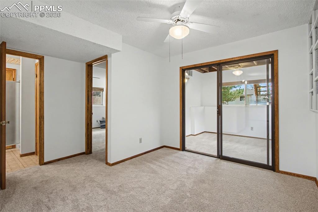 Image 28 of 41: Reading Room