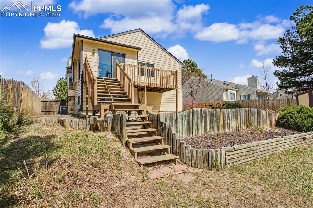 Image 34 of 41: Back of Structure