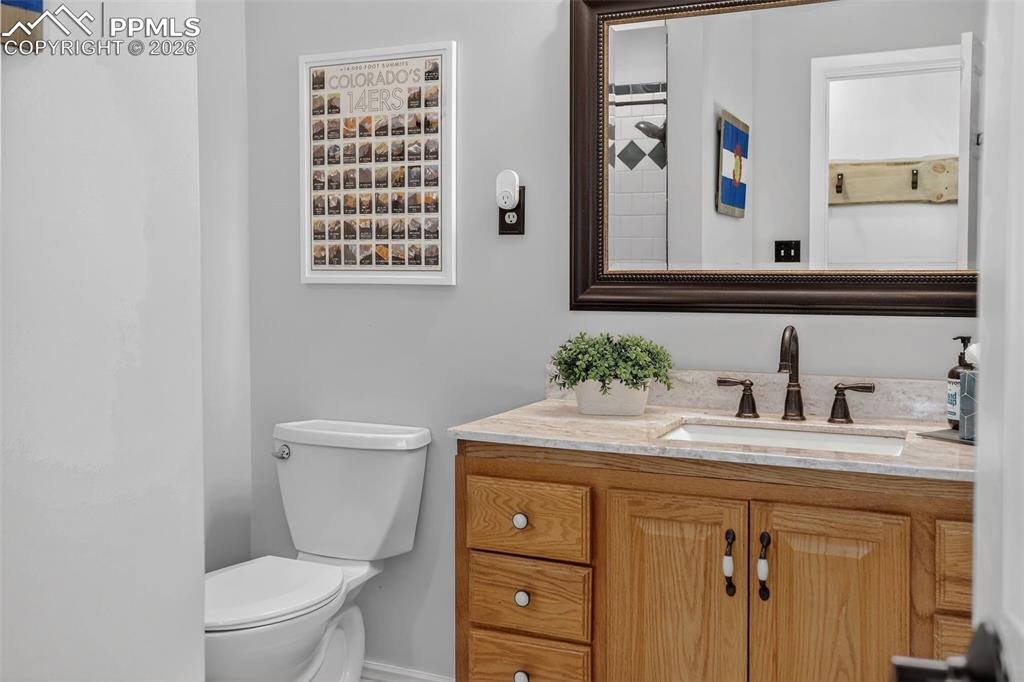 Image 17 of 38: Bathroom