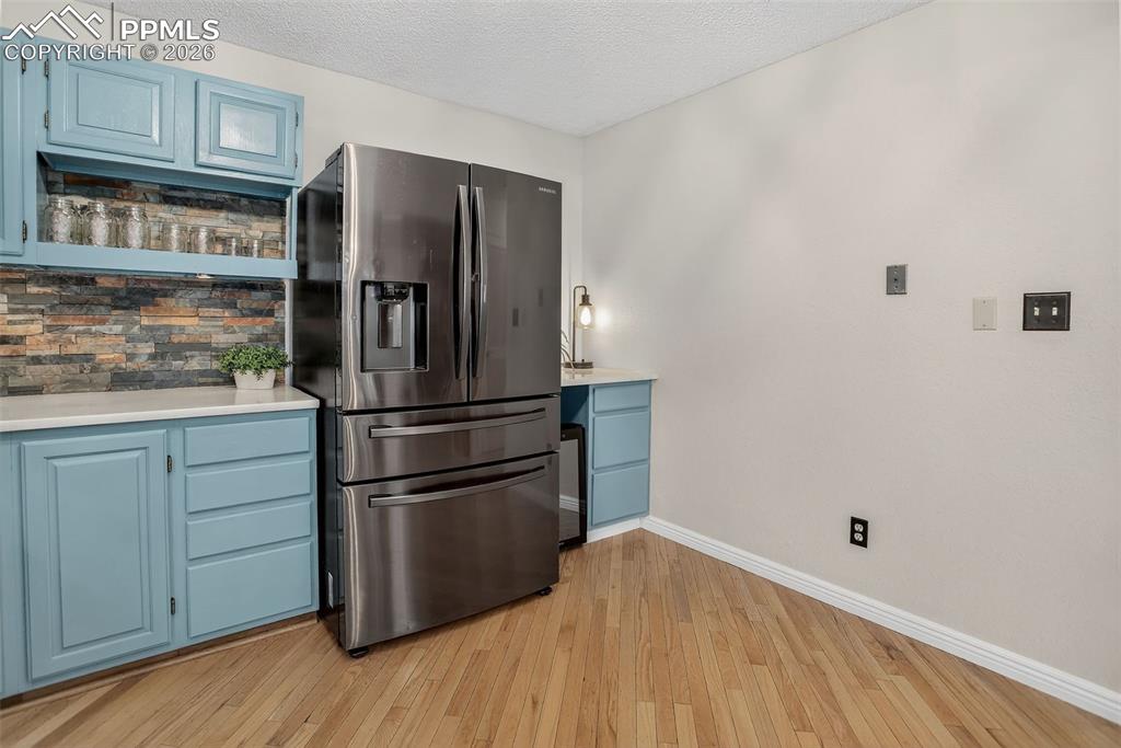 Image 6 of 38: Kitchen