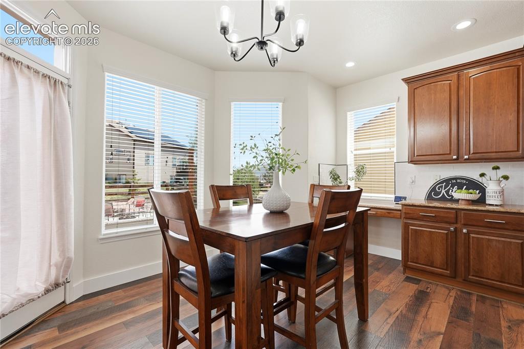 Image 12 of 48: Dining Area