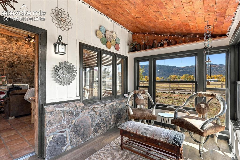 Image 20 of 47: Sun Room