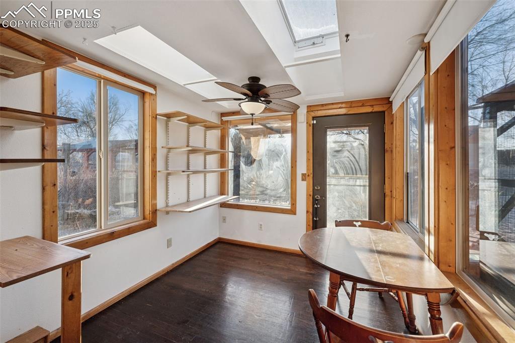 Image 11 of 35: Sun Room