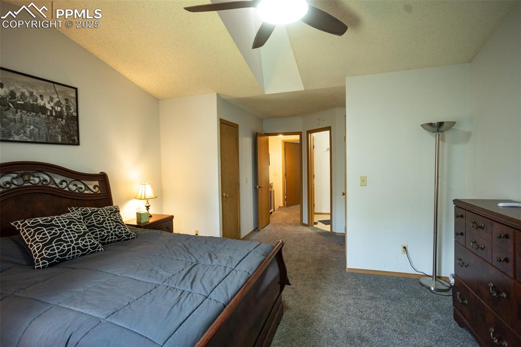 Image 21 of 33: Bedroom