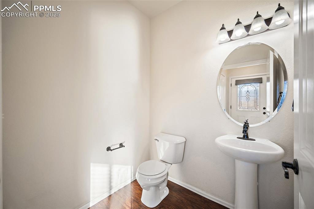 Image 15 of 31: Bathroom