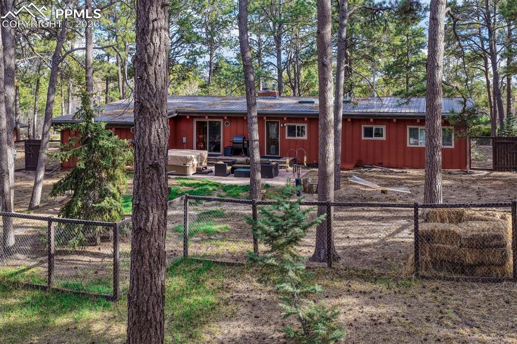 Image 2 of 45: Front of Structure