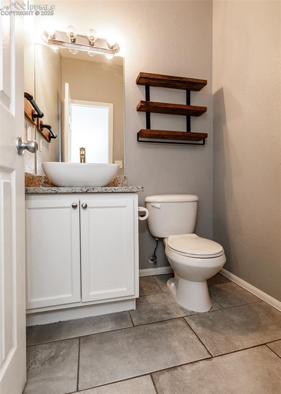 Image 36 of 50: Bathroom