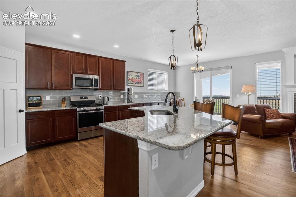 Image 8 of 48: Kitchen