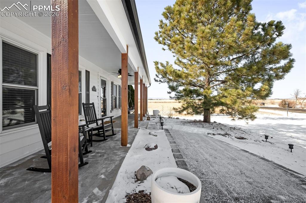 Image 2 of 37: Patio