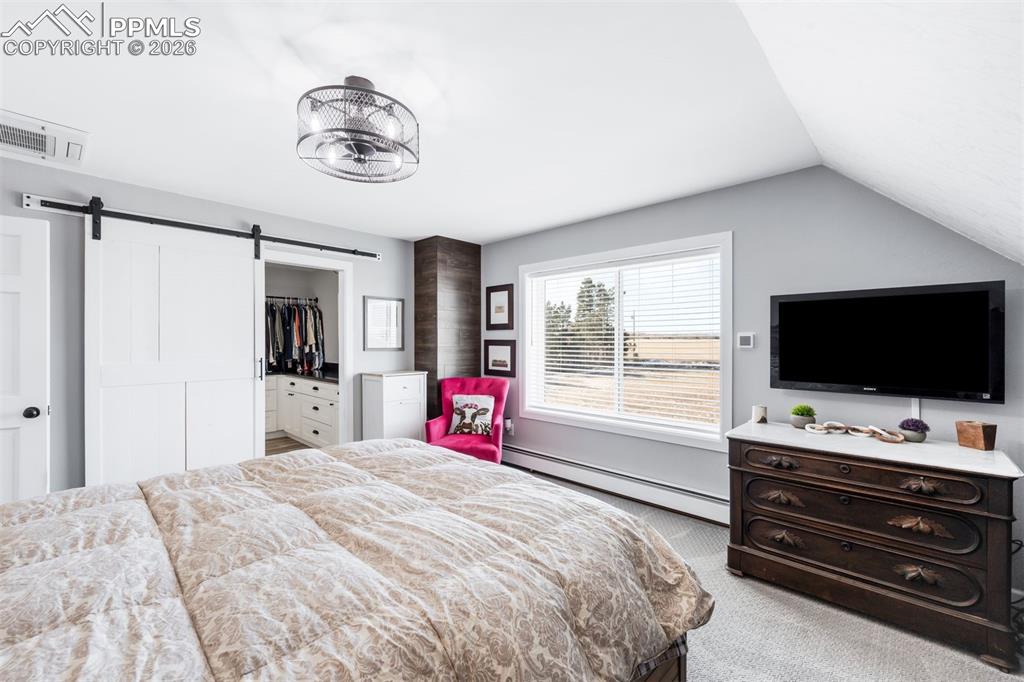 Image 20 of 37: Bedroom