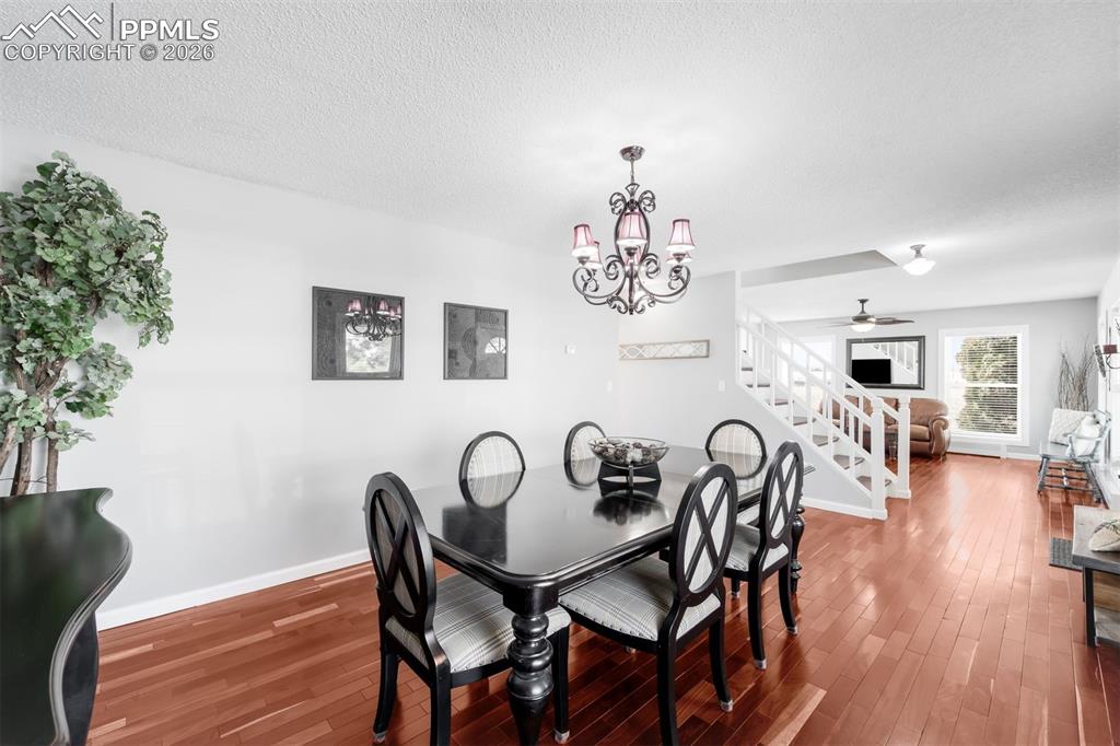 Image 7 of 37: Dining Area