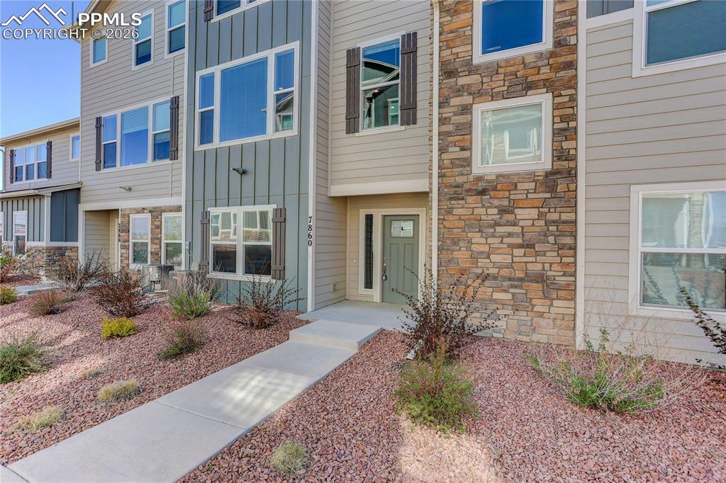 Image 1 of 38: No Description Available