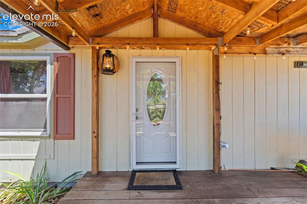 Image 5 of 43: Entry