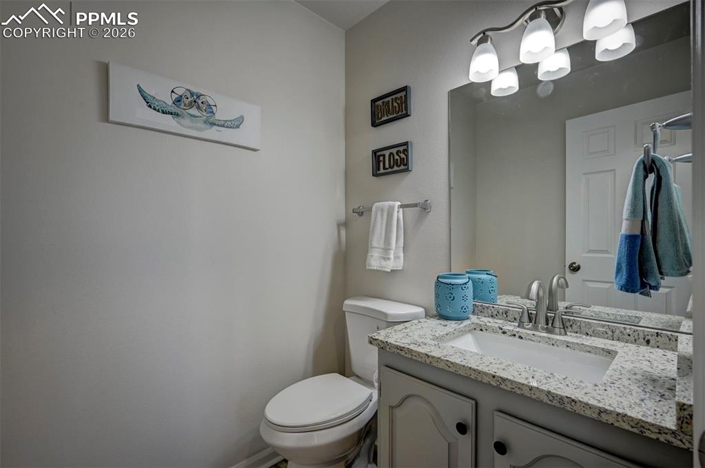 Image 20 of 50: Bathroom