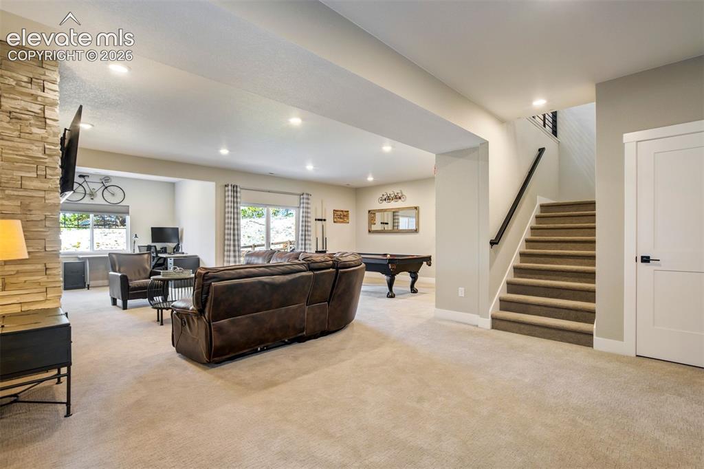 Image 38 of 49: Family Room