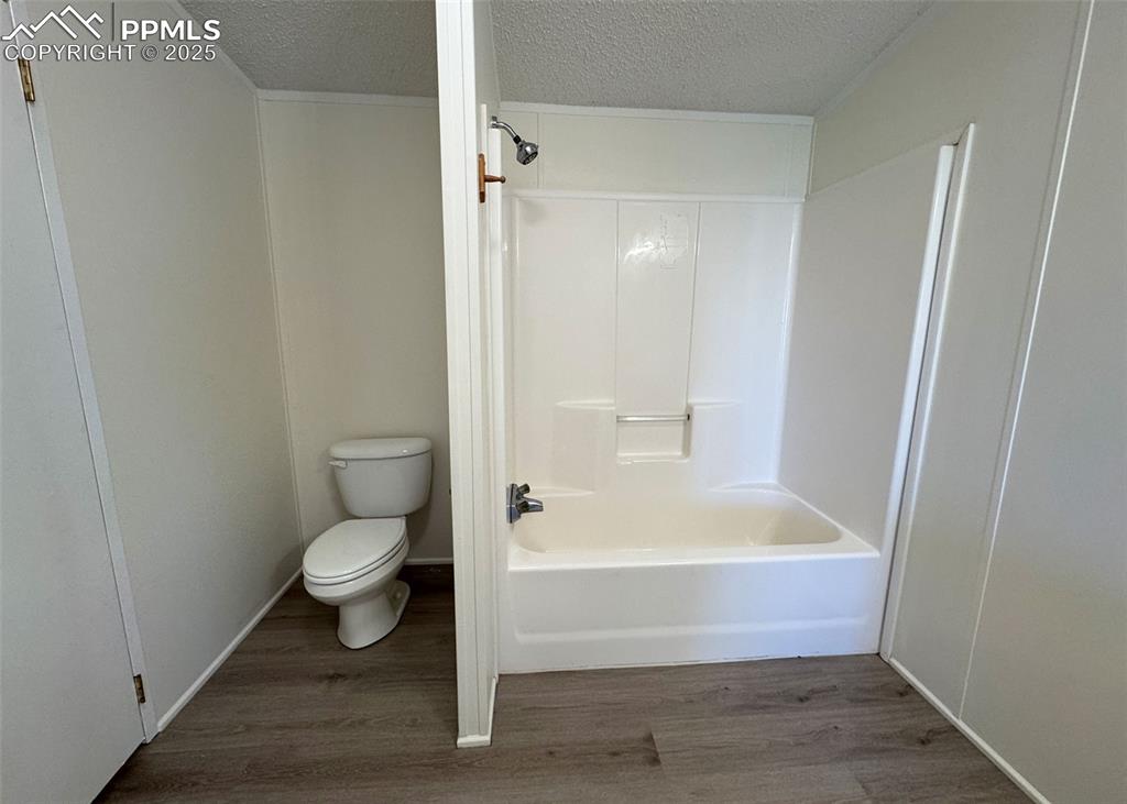 Image 16 of 47: Master Bathroom