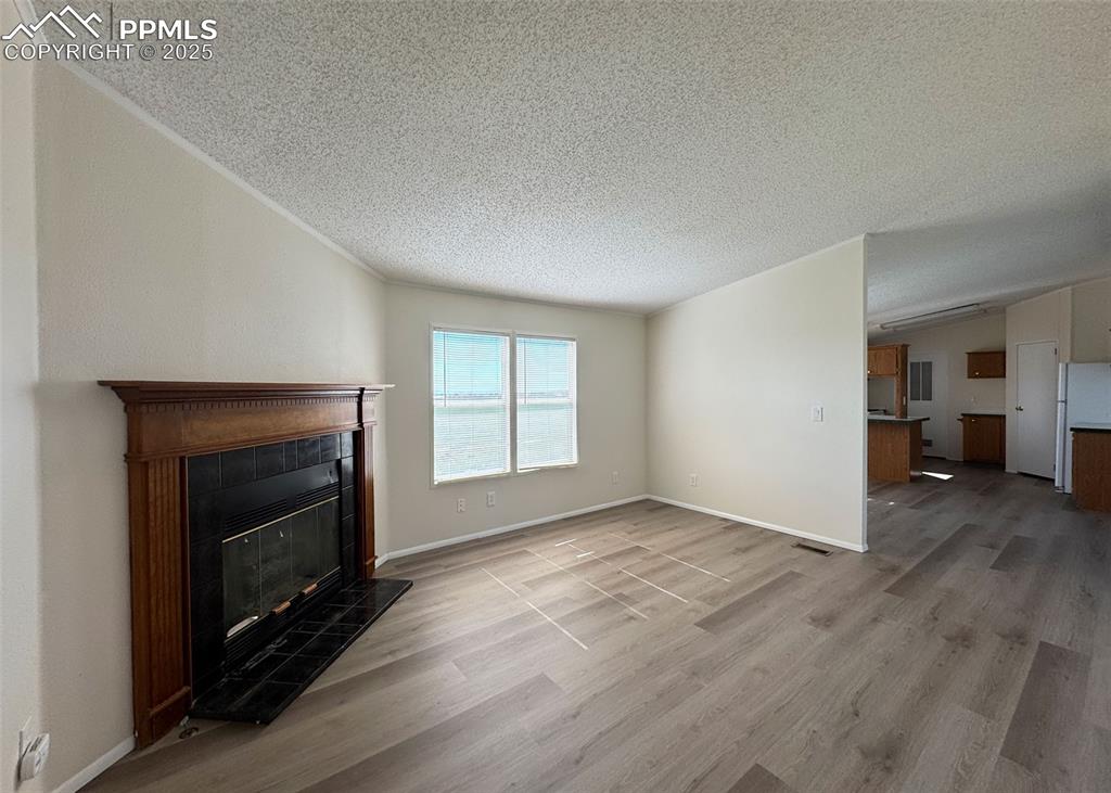 Image 21 of 47: Family Room