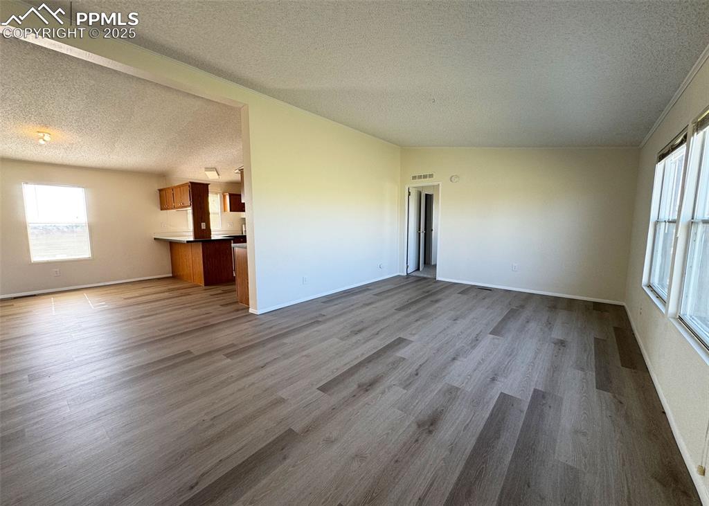 Image 4 of 47: Living Room