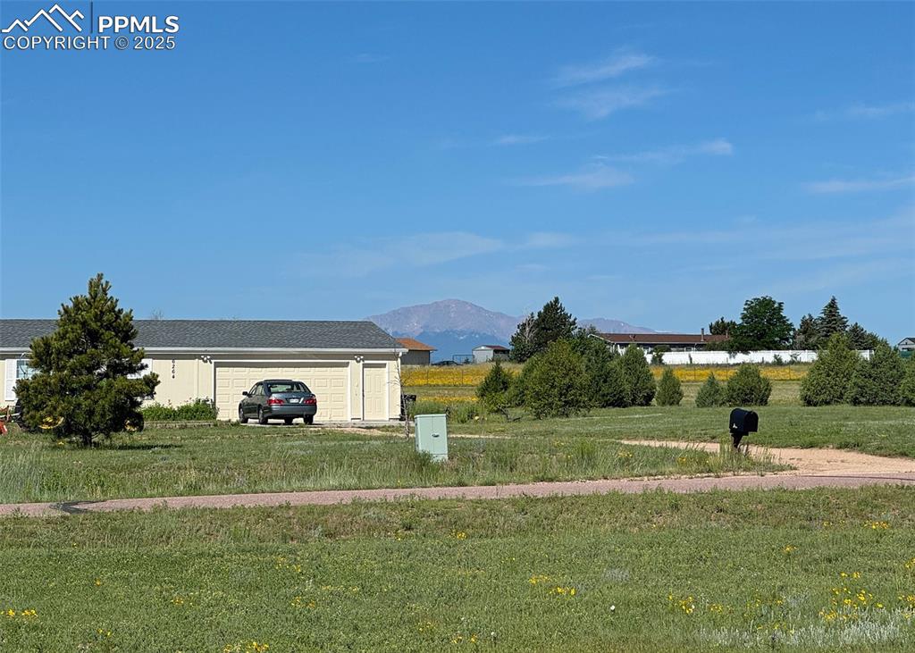 Image 41 of 47: View