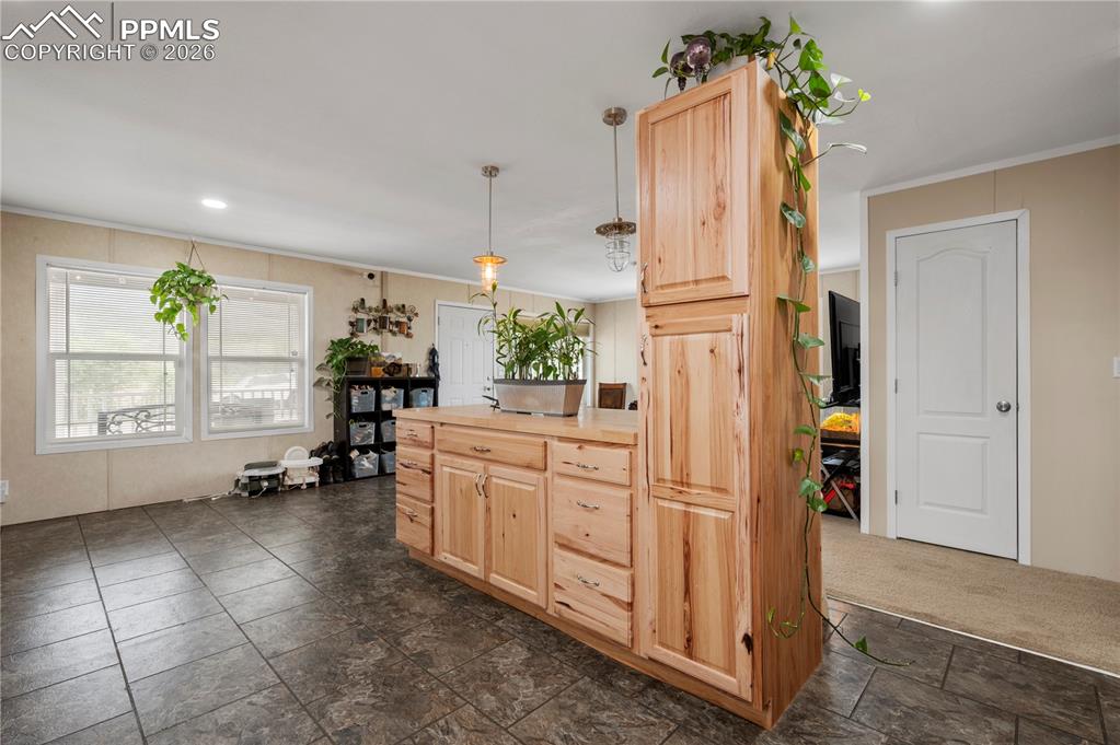 Image 9 of 29: Kitchen