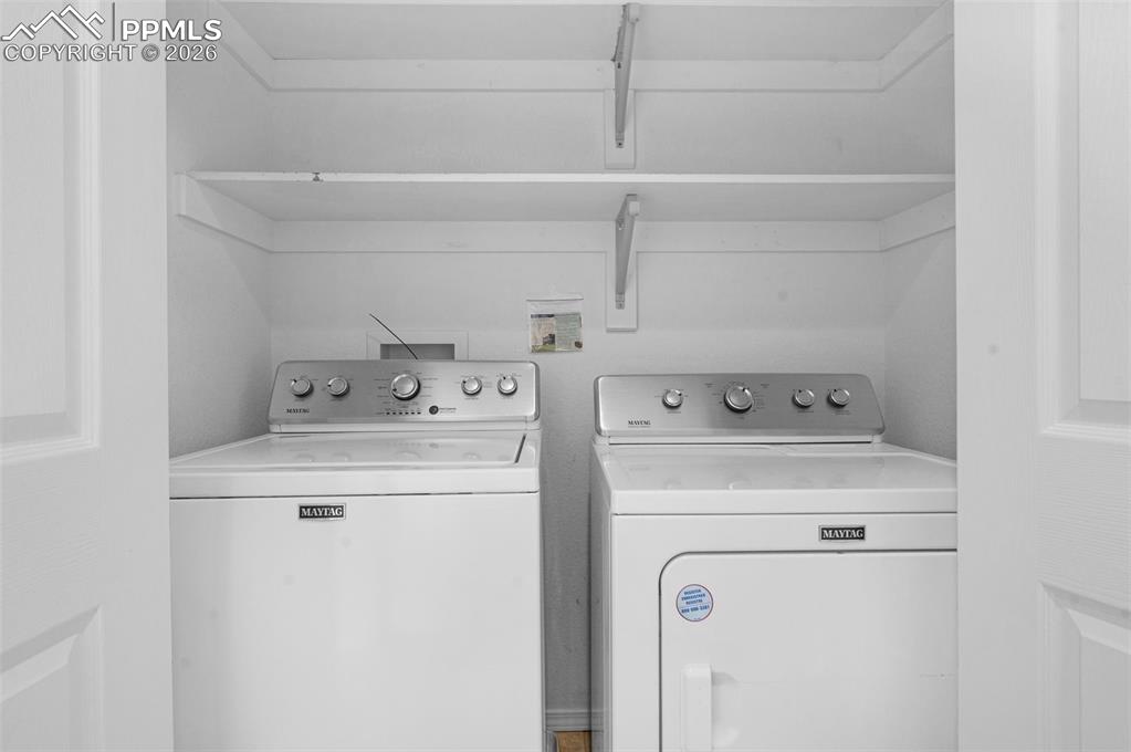 Image 20 of 27: Laundry