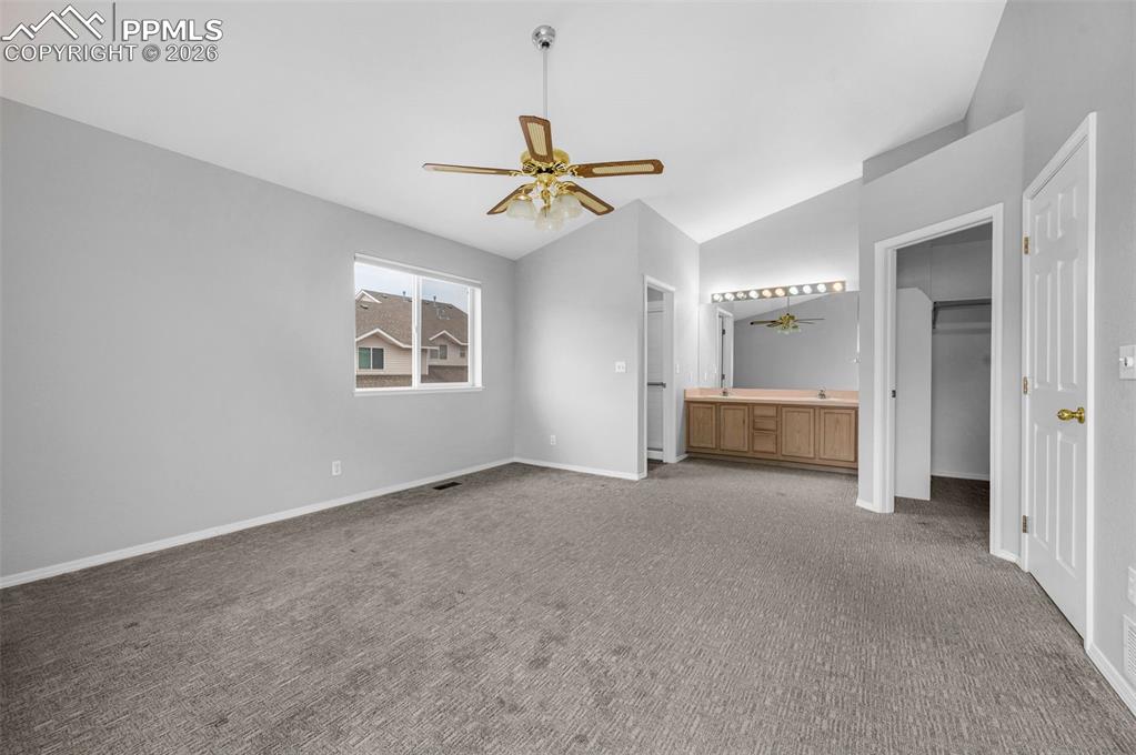 Image 23 of 27: Primary Bedroom