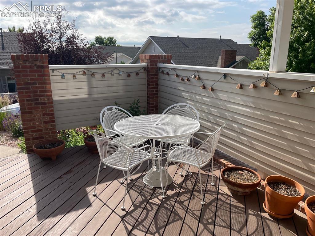 Image 3 of 27: Patio