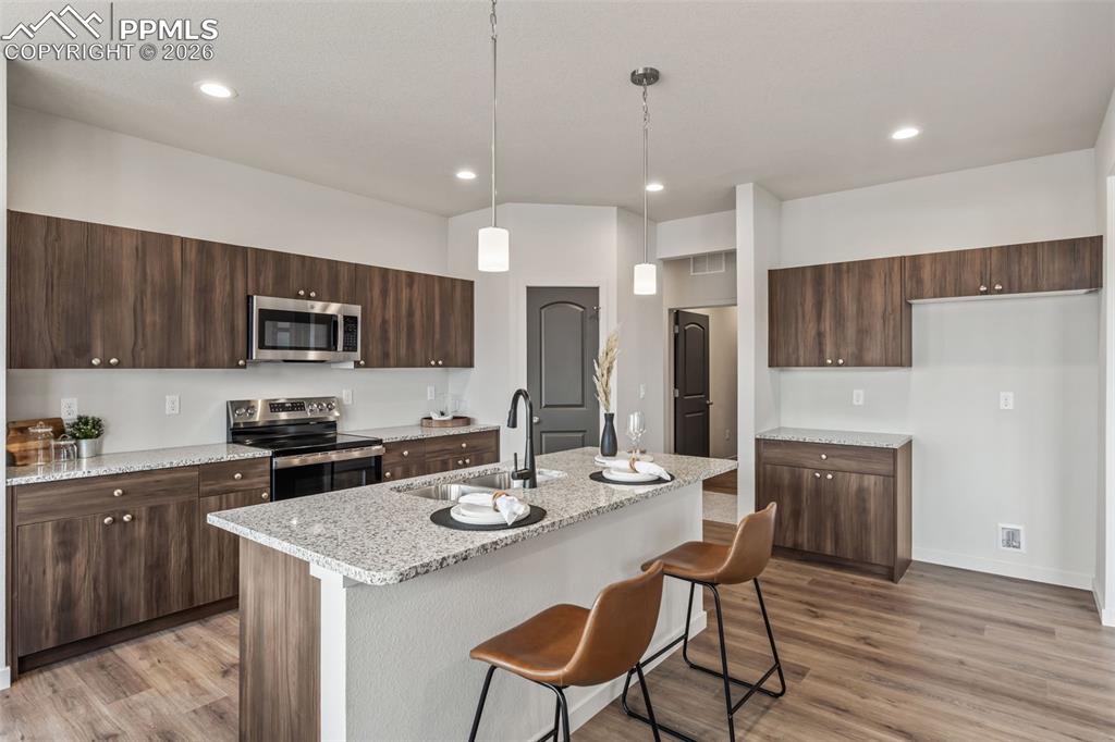 Image 11 of 44: Kitchen