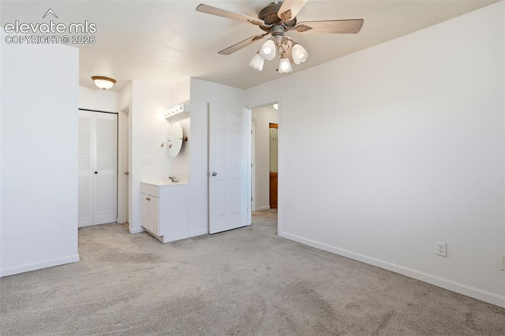 Image 16 of 19: Master Bedroom