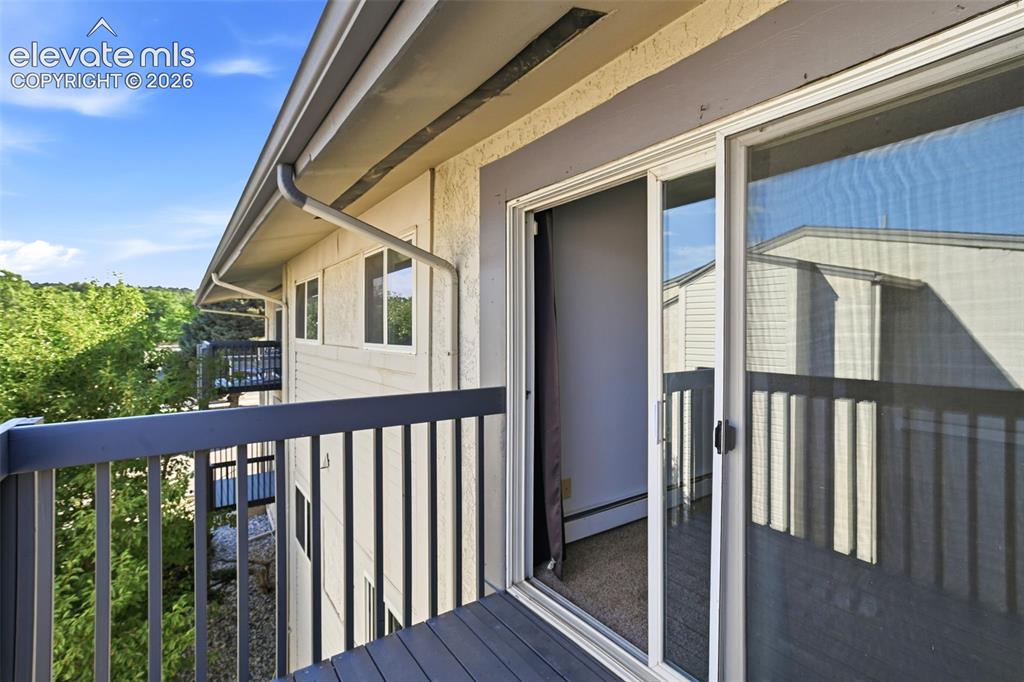 Image 19 of 19: Balcony