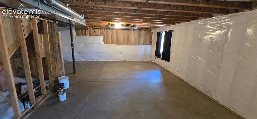 Image 22 of 32: Basement