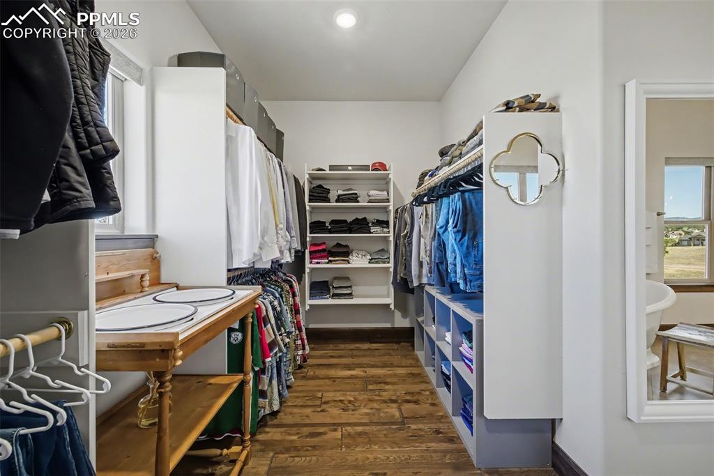 Image 23 of 50: Master Bathroom